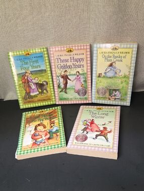 Laura Ingalls Wilder Little House books/lot of 5 paperback